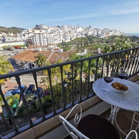 Apartamento Maria Platero Centrico Y Con Las Mejores Vistas Del Casco Antiguo La Montana Y El Mar Mediterraneo Фріхіліана Екстер'єр фото