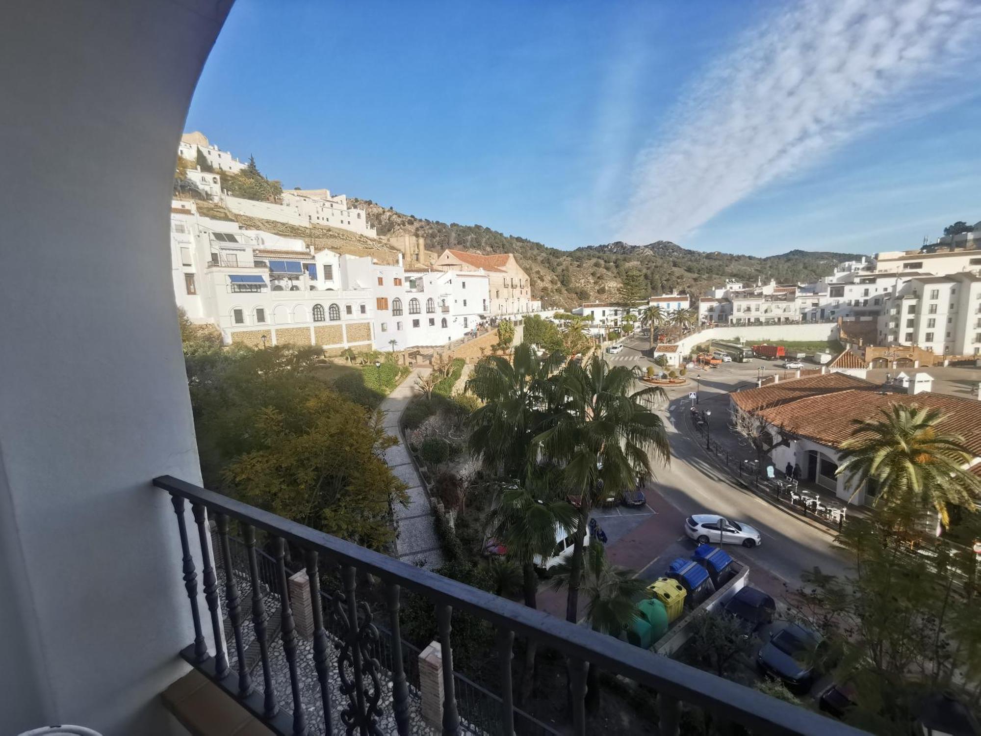 Apartamento Maria Platero Centrico Y Con Las Mejores Vistas Del Casco Antiguo La Montana Y El Mar Mediterraneo Фріхіліана Екстер'єр фото